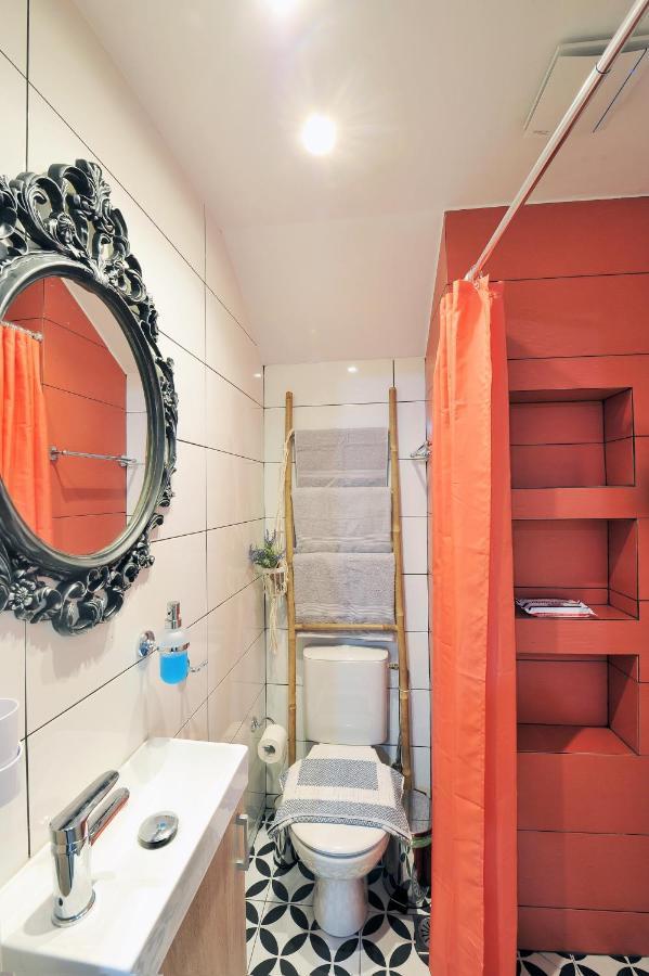 Bella Ciao Guest House Athens Luaran gambar